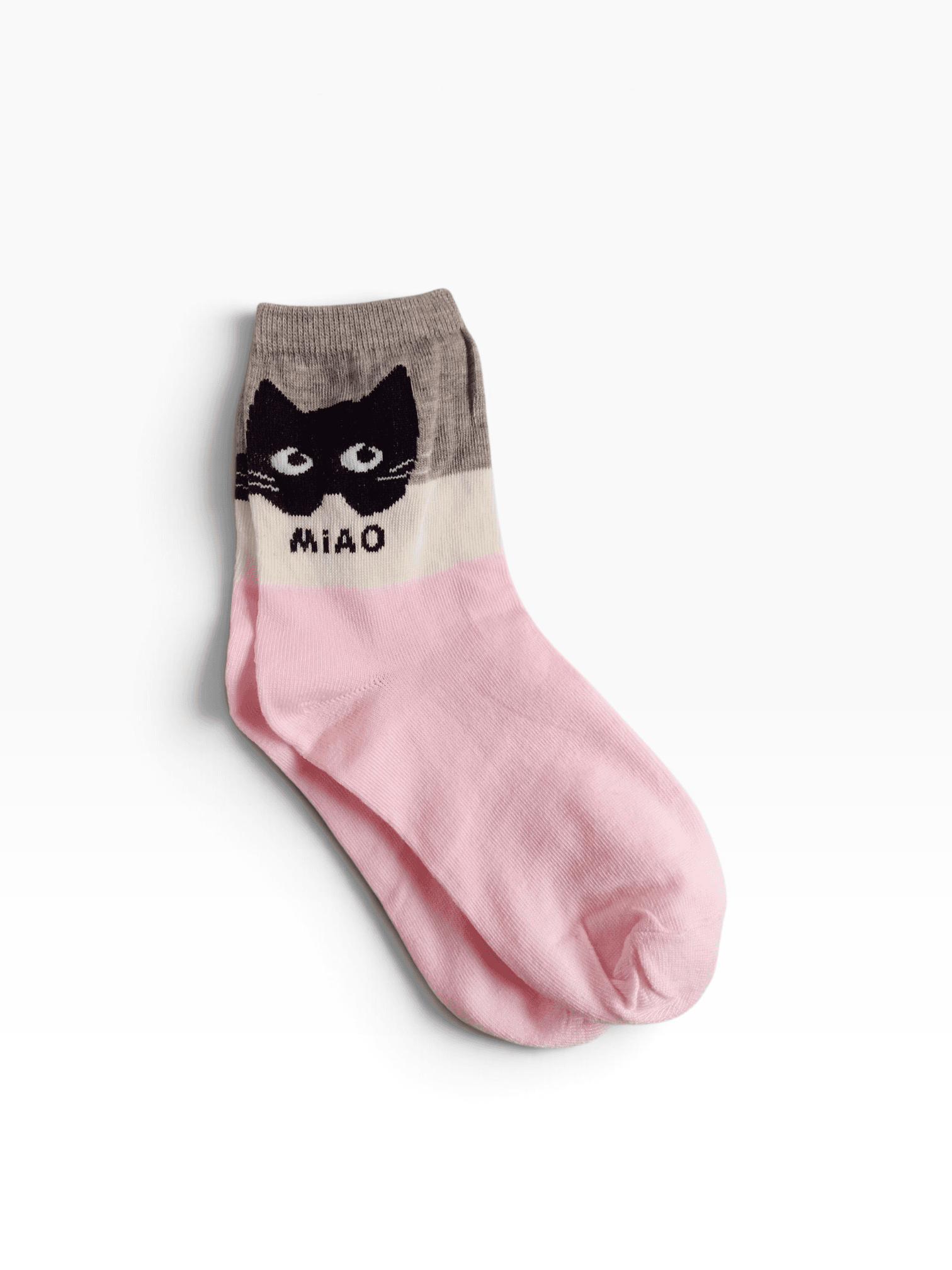 Medias largas: Gato negro y fondo de colores